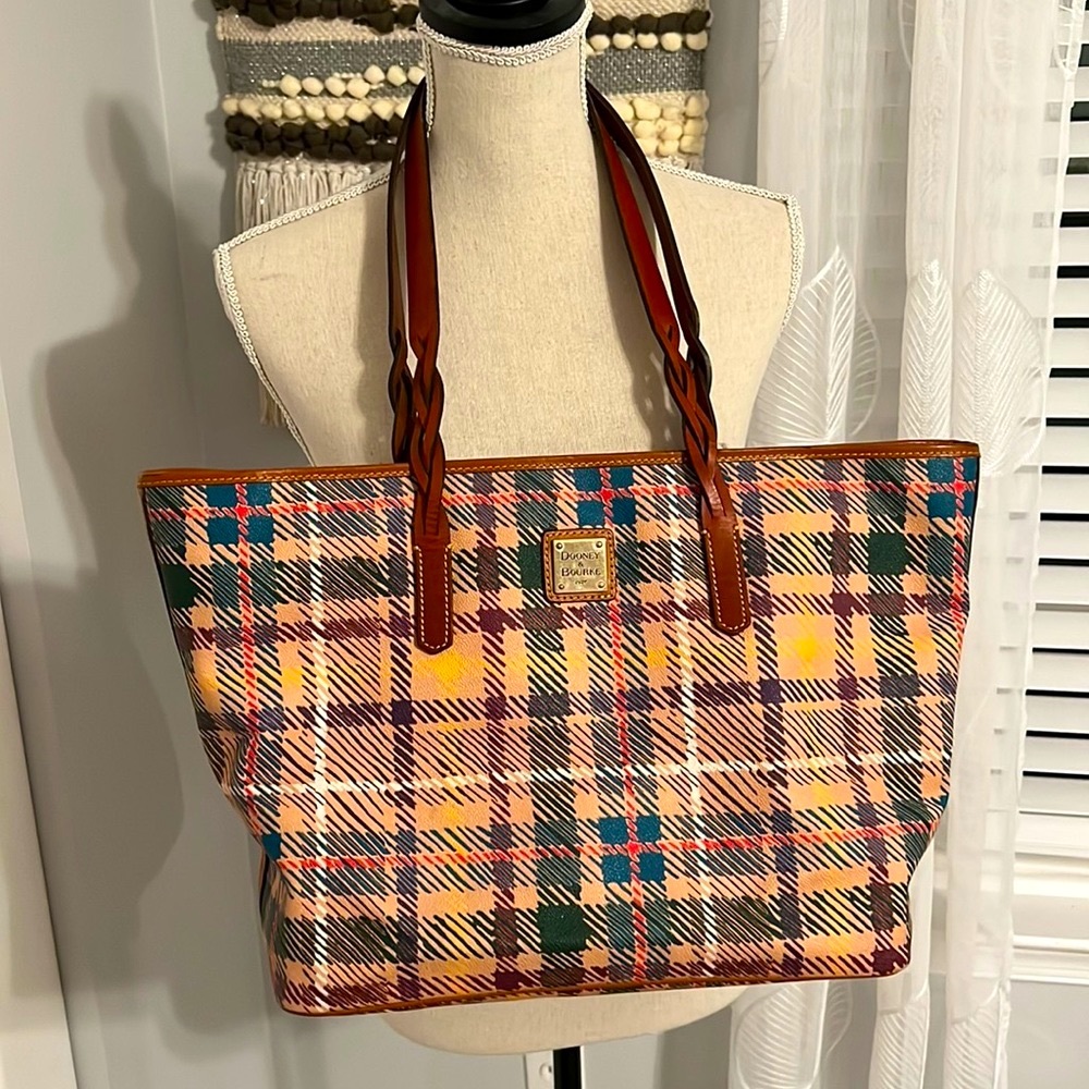 Genuine leather Dooney and Bourke shoulder bag